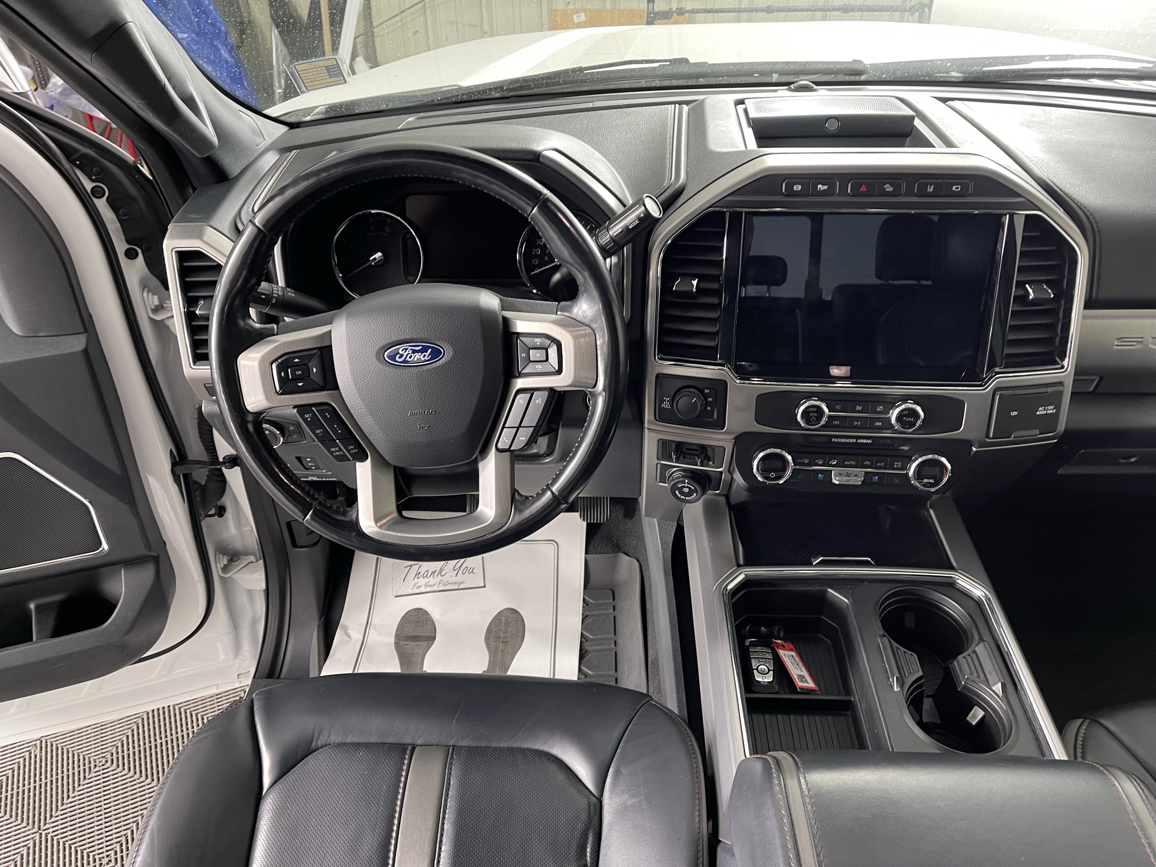 Certified 2022 Ford F350 Platinum w/ Tremor Off-Road Package AWD/4WD image 12