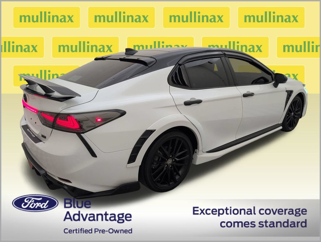 Used 2022 Toyota Camry XSE w/ Navigation Package FWD image 3