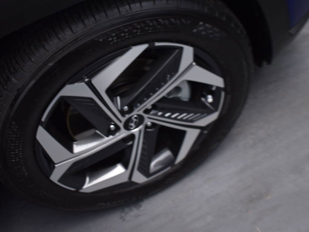 Used 2023 Hyundai Tucson Limited image 18