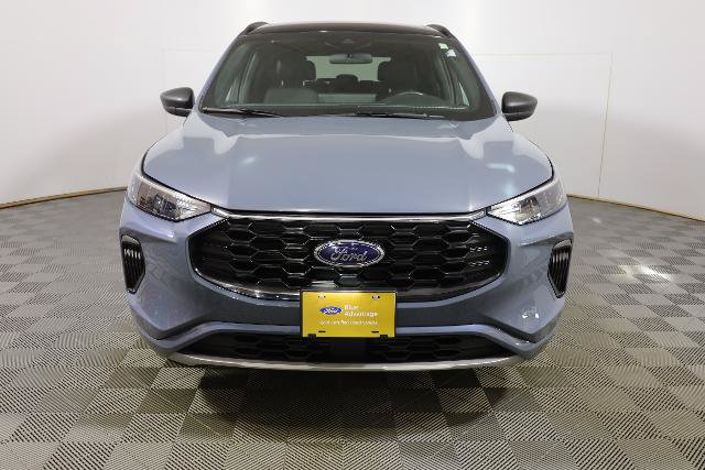 Certified 2023 Ford Escape ST-Line w/ Tech Pack #1 AWD/4WD image 4