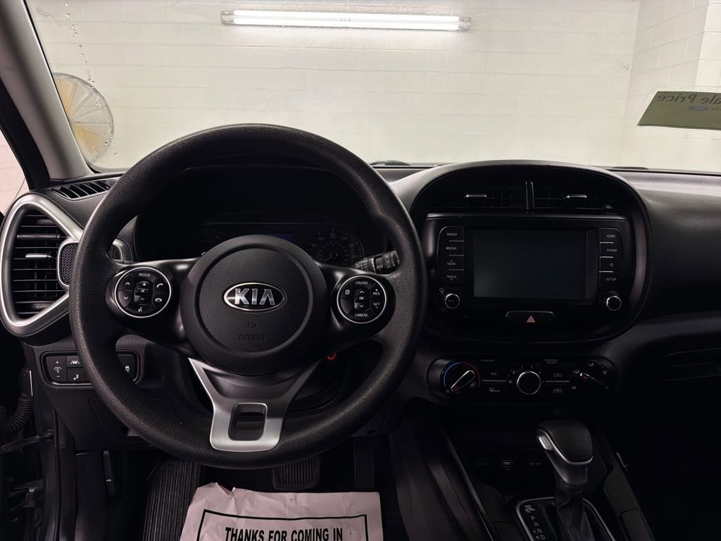 Used 2020 Kia Soul S image 12