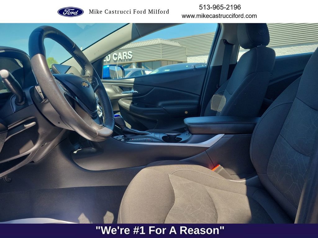 Used 2018 Chevrolet Volt LT w/ Comfort Package FWD image 22