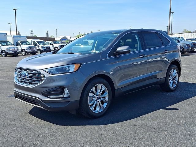 Certified 2022 Ford Edge Titanium AWD/4WD image 3