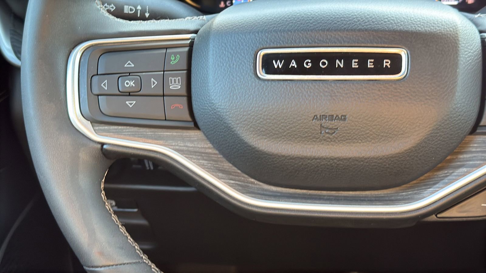 Used 2024 Jeep Wagoneer Series II w/ Flexible Seating Group RWD image 16