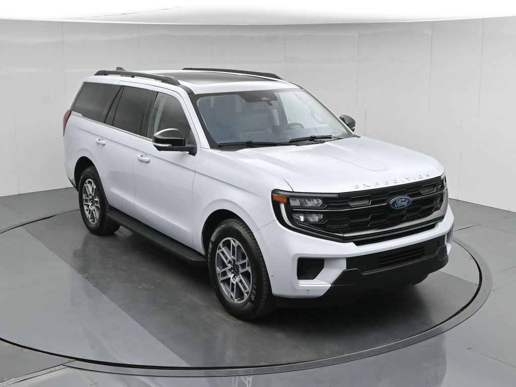 Certified 2025 Ford Expedition Active RWD image 40