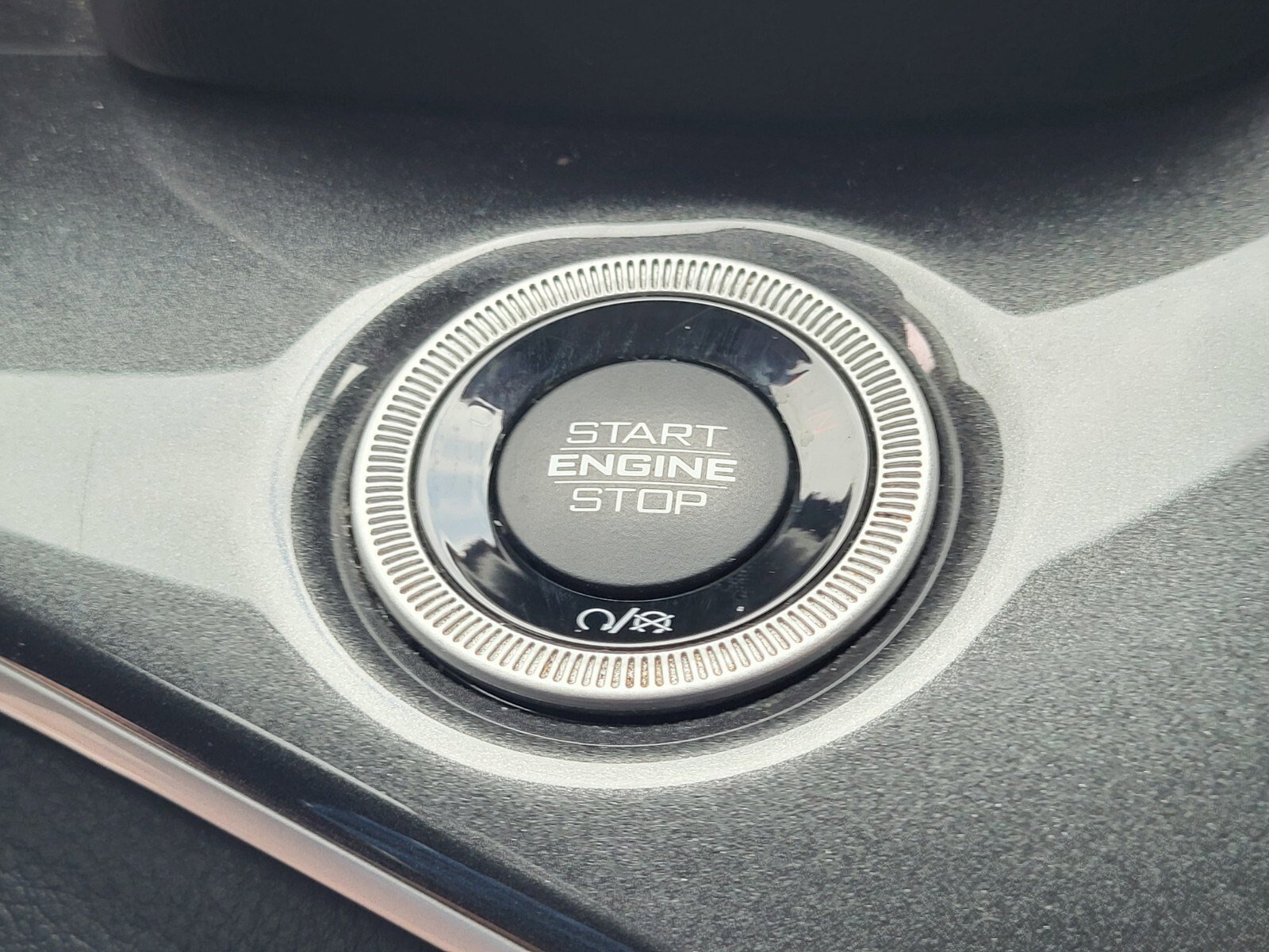 Used 2022 Jeep Grand Cherokee L Laredo w/ Luxury Tech Group I image 24