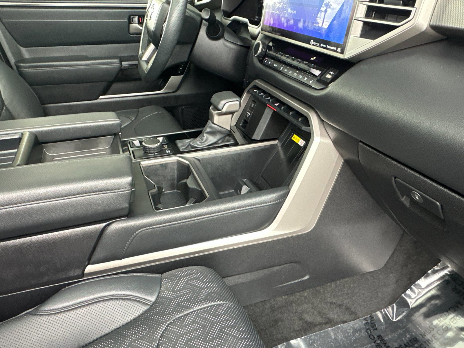 Used 2024 Toyota Tundra Limited image 15