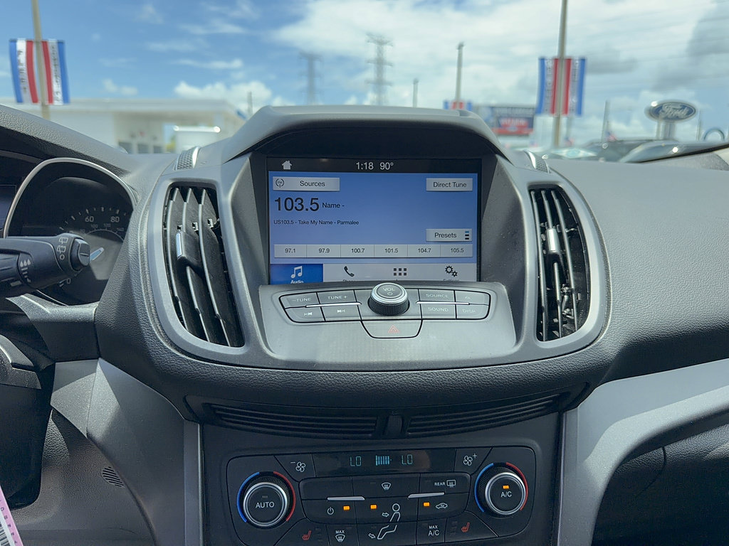 Certified 2018 Ford Escape SE w/ SE Sync 3 Package FWD image 21