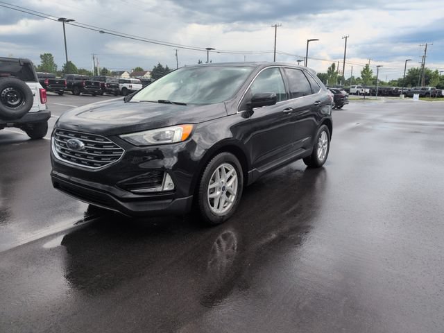 Certified 2021 Ford Edge SEL w/ Convenience Package AWD/4WD image 3