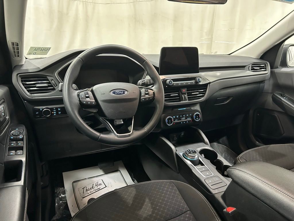 Certified 2024 Ford Escape Active w/ Cold Weather Package image 14