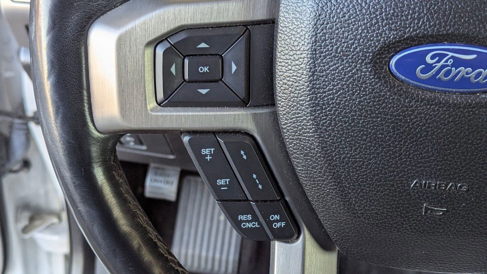 Certified 2017 Ford F150 Platinum w/ Equipment Group 701A Luxury image 16