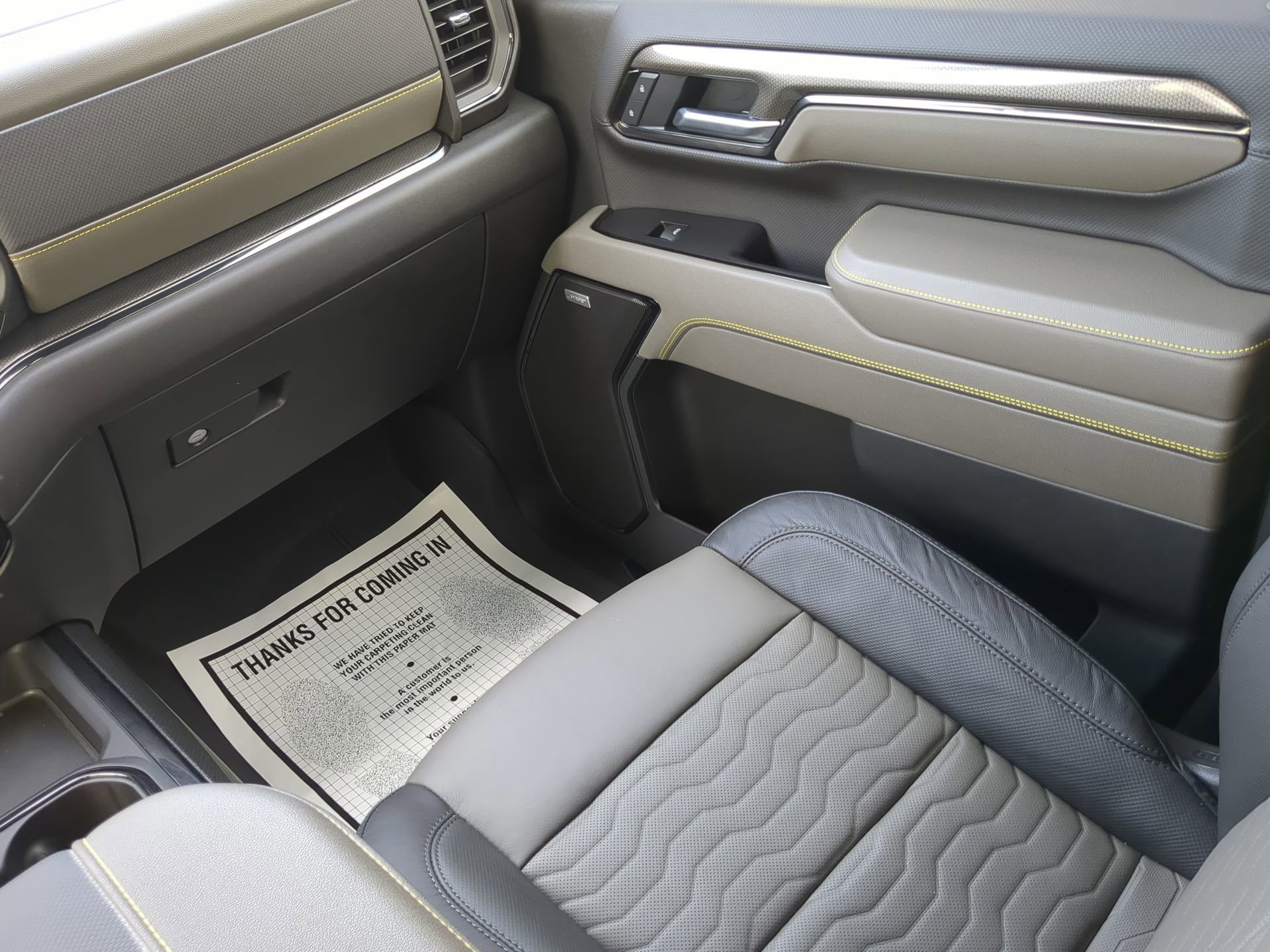 Used 2025 Chevrolet Silverado 2500 ZR2 image 45