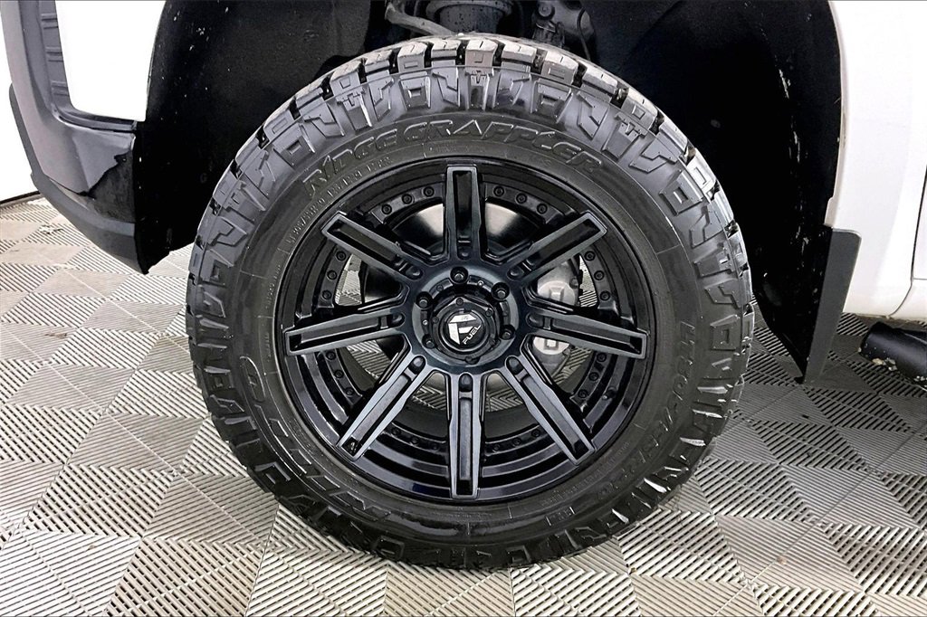 Used 2021 Chevrolet Silverado 1500 LT Trail Boss w/ Bed Protection Package image 7