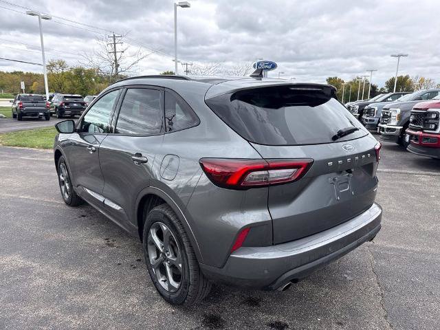Certified 2024 Ford Escape ST-Line w/ Tech Pack #1 AWD/4WD image 6