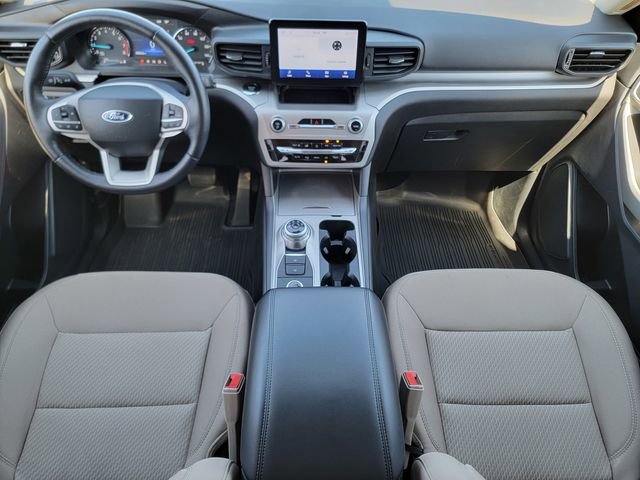 Certified 2022 Ford Explorer XLT w/ Class IV Trailer Tow Package AWD/4WD image 27