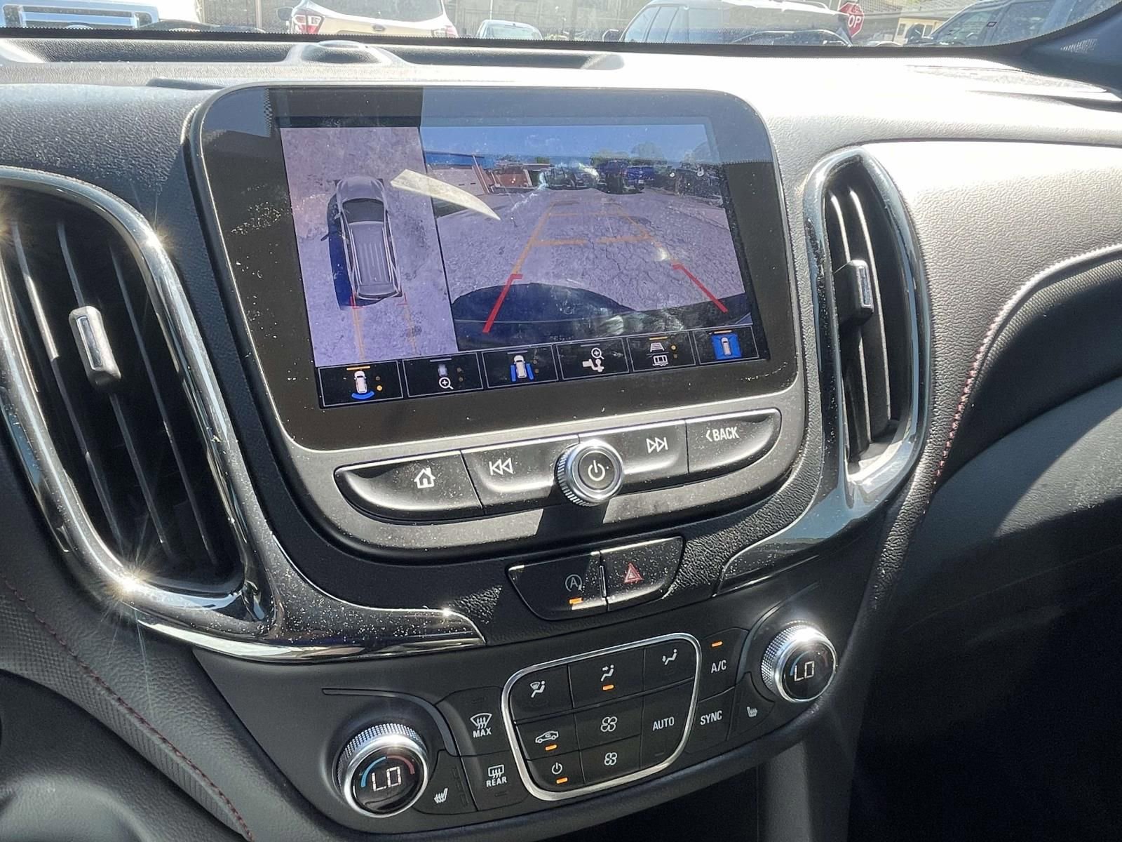 Used 2022 Chevrolet Equinox RS w/ RS Leather Package image 30