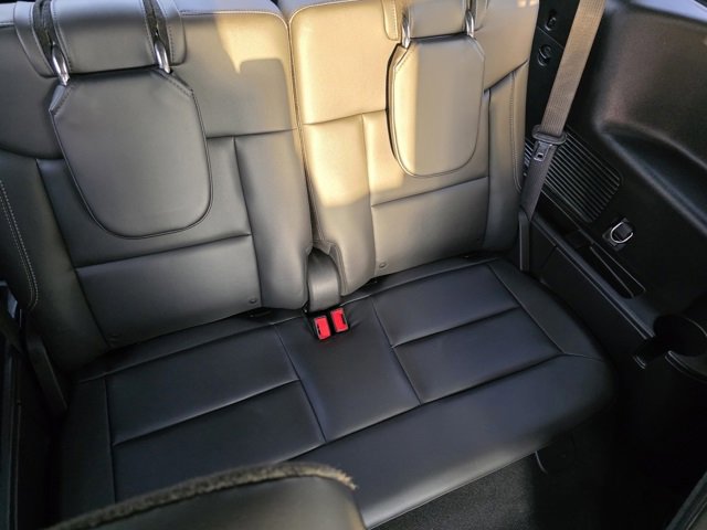 Certified 2022 Ford Explorer XLT w/ Equipment Group 202A image 15