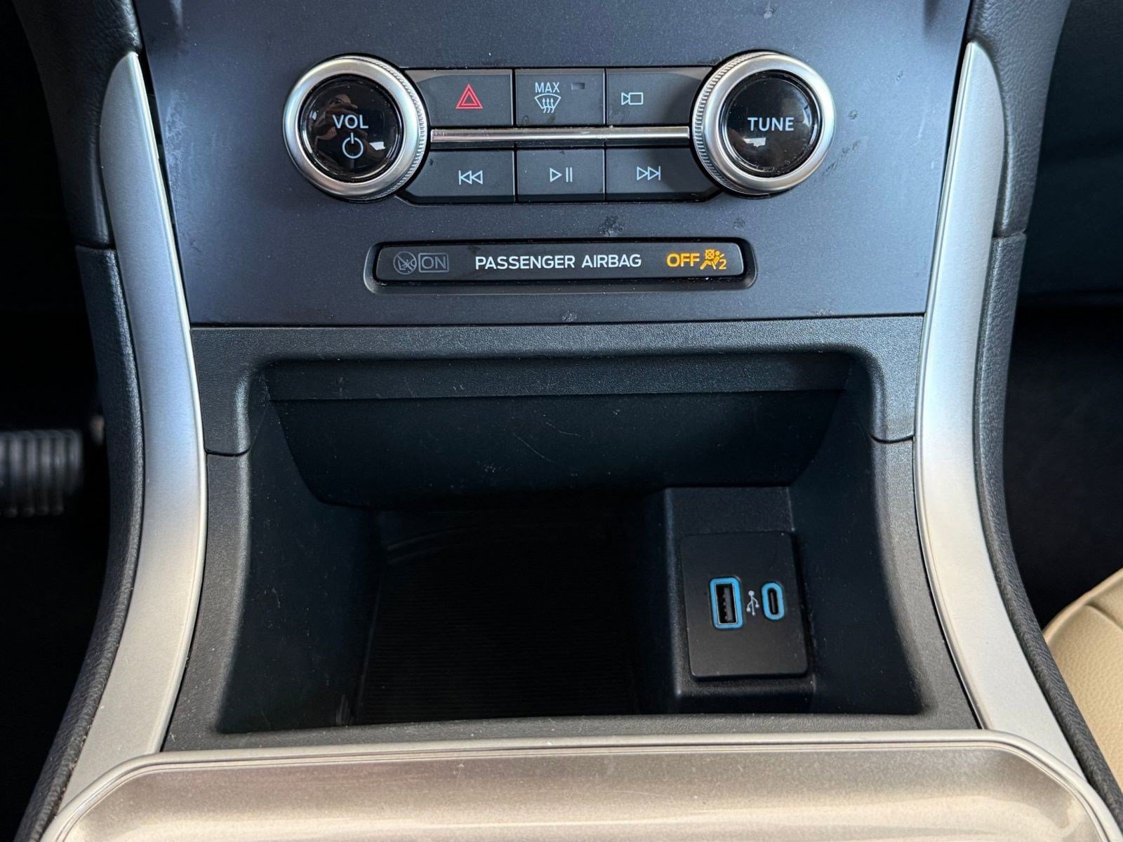 Certified 2024 Ford Edge SEL AWD/4WD image 20
