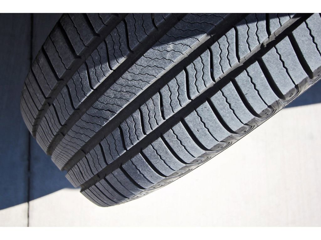 Used 2019 Toyota RAV4 Limited w/ Cold Weather Package image 32