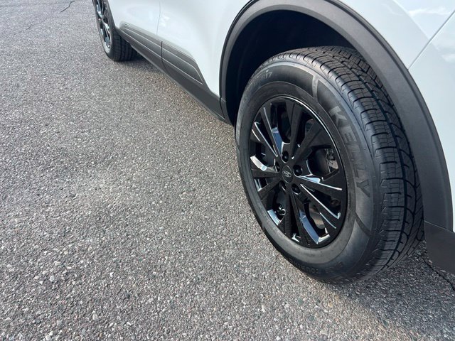 Certified 2023 Ford Escape Active AWD/4WD image 26