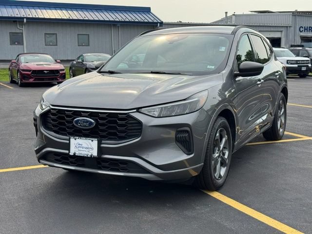 Certified 2024 Ford Escape ST-Line w/ Tech Pack #1 FWD image 8