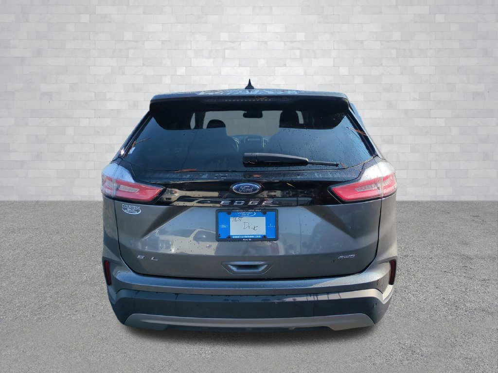 Certified 2024 Ford Edge SEL AWD/4WD image 6
