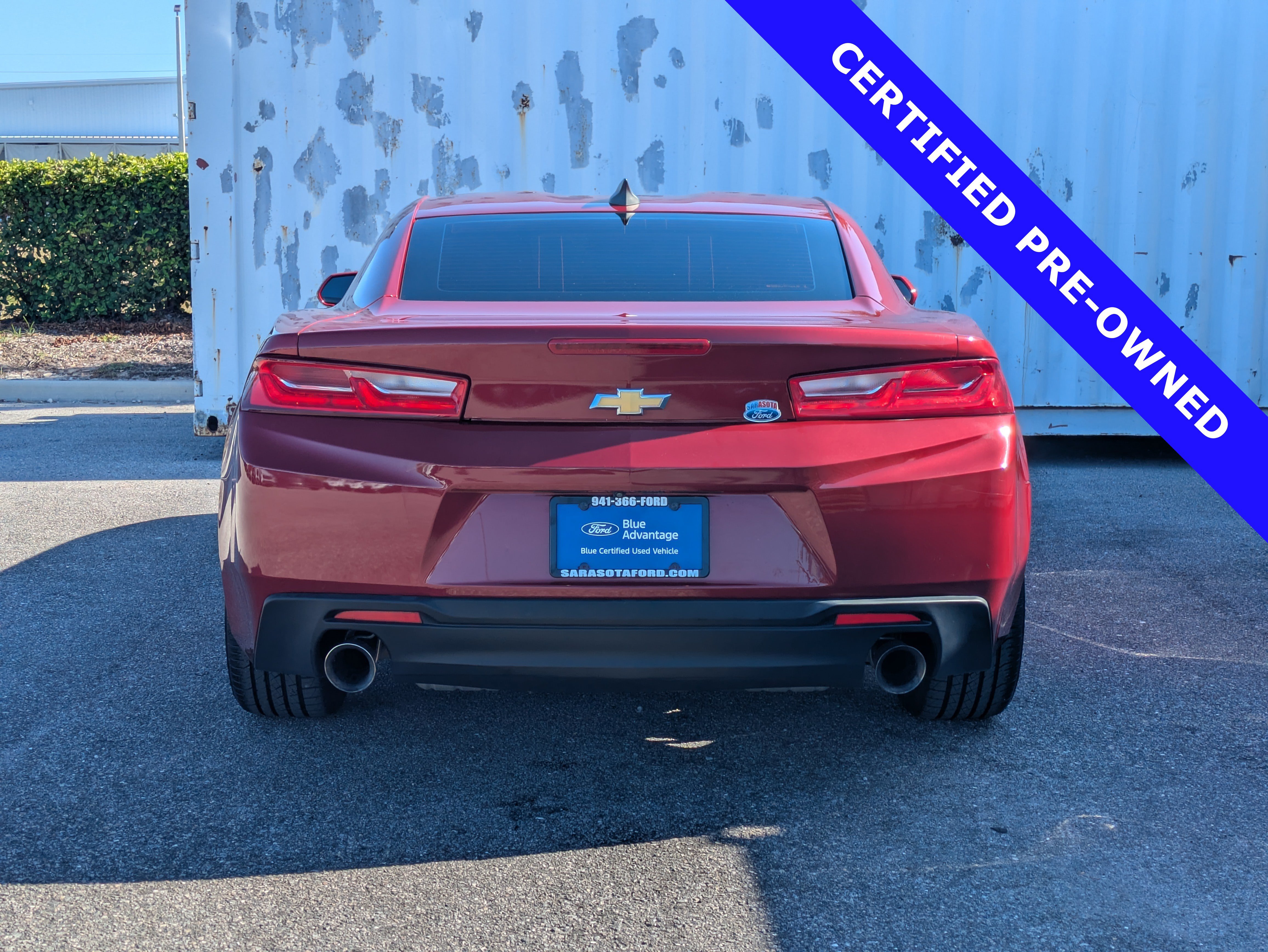Used 2018 Chevrolet Camaro LT RWD image 5