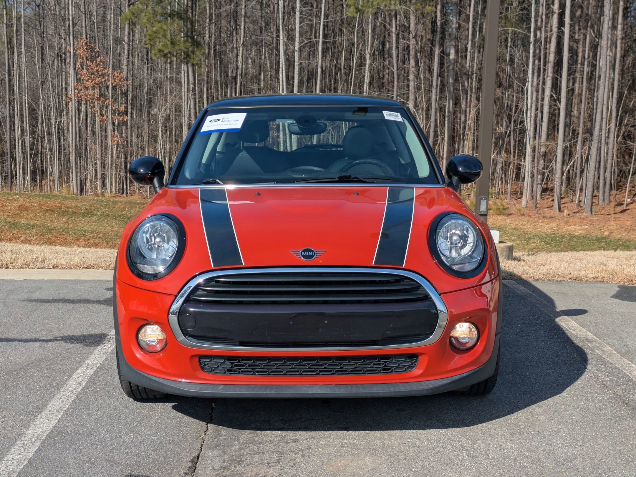 Used 2019 MINI Cooper 2-Door Hardtop image 7