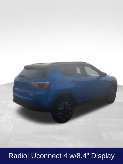Used 2020 Jeep Compass Trailhawk w/ Cold Weather Group AWD/4WD image 7