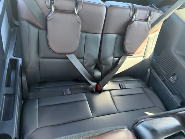 Certified 2023 Ford Explorer Platinum w/ Technology Package AWD/4WD image 13