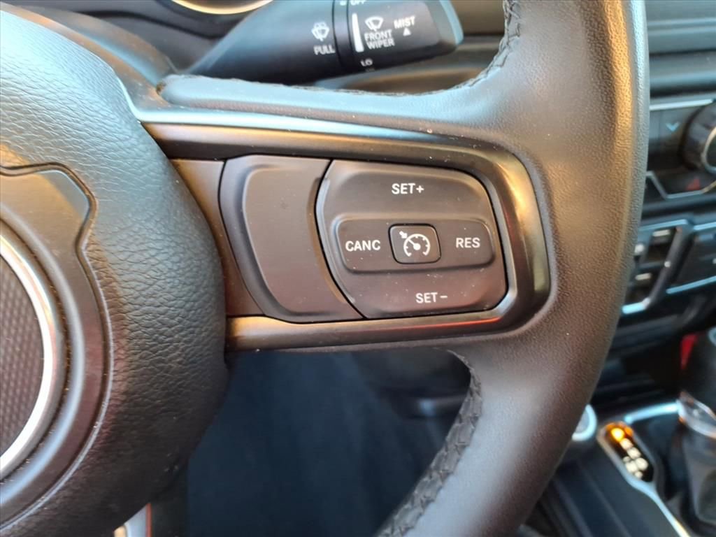 Used 2023 Jeep Gladiator Sport image 32