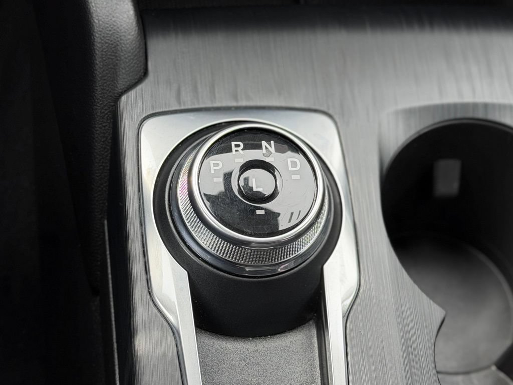 Certified 2025 Ford Escape Active AWD/4WD image 15