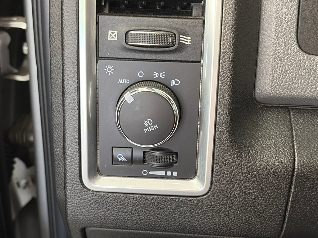 Used 2019 RAM 1500 Big Horn RWD image 23