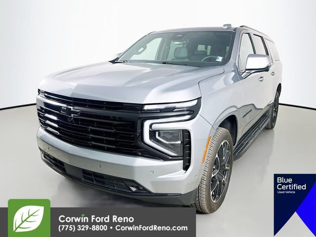 Used 2025 Chevrolet Suburban RST w/ Comfort Package AWD/4WD image 4