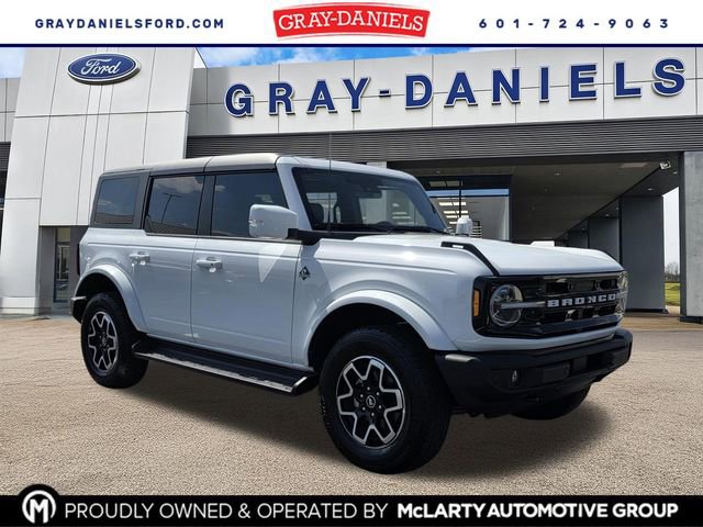 Certified 2025 Ford Bronco Outer Banks