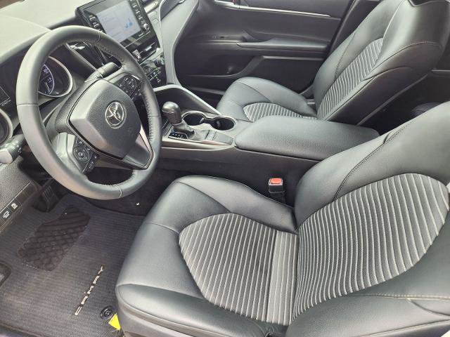 Used 2024 Toyota Camry SE FWD image 12