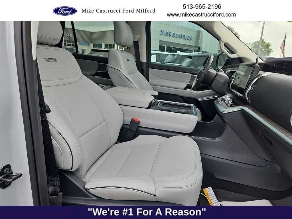 Certified 2025 Ford Expedition Platinum w/ Platinum Ultimate Package AWD/4WD image 33