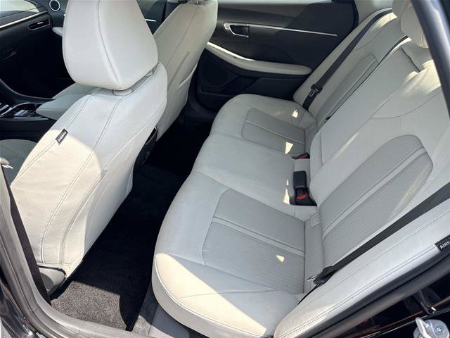 Used 2023 Hyundai Sonata SEL w/ Convenience Package FWD image 14