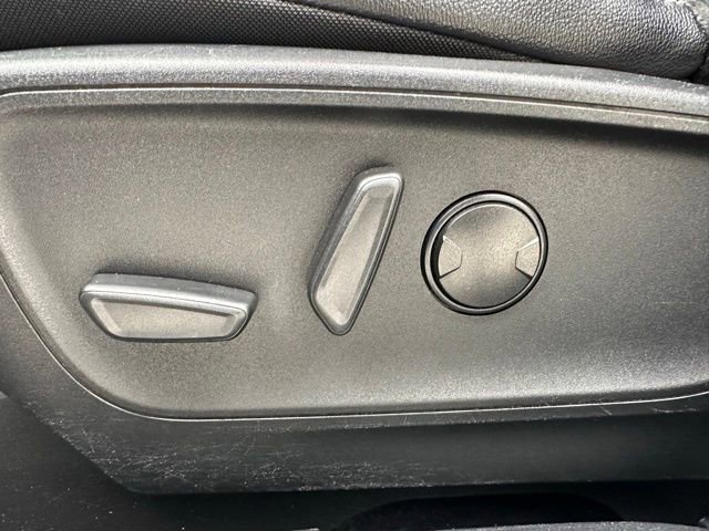 Certified 2023 Ford Escape SE w/ PHEV Premium Package FWD image 28