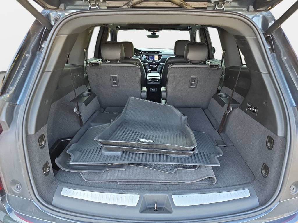 Used 2021 Cadillac XT6 Premium Luxury AWD/4WD image 10