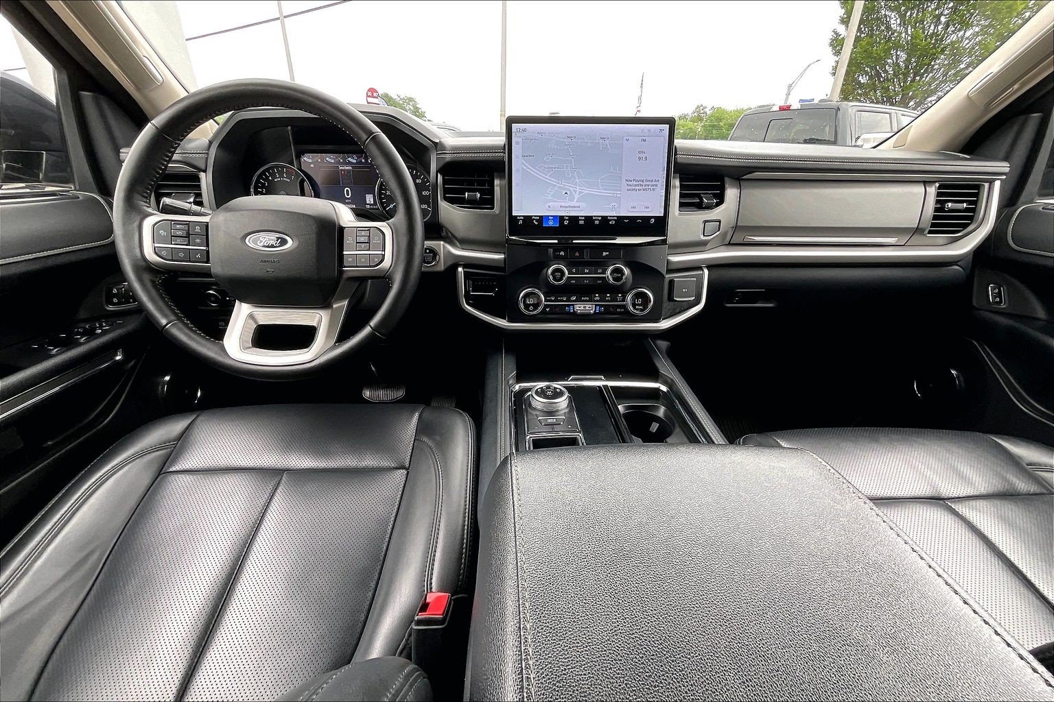 Certified 2024 Ford Expedition XLT RWD image 13