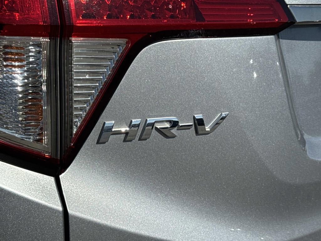 Used 2019 Honda HR-V LX image 25