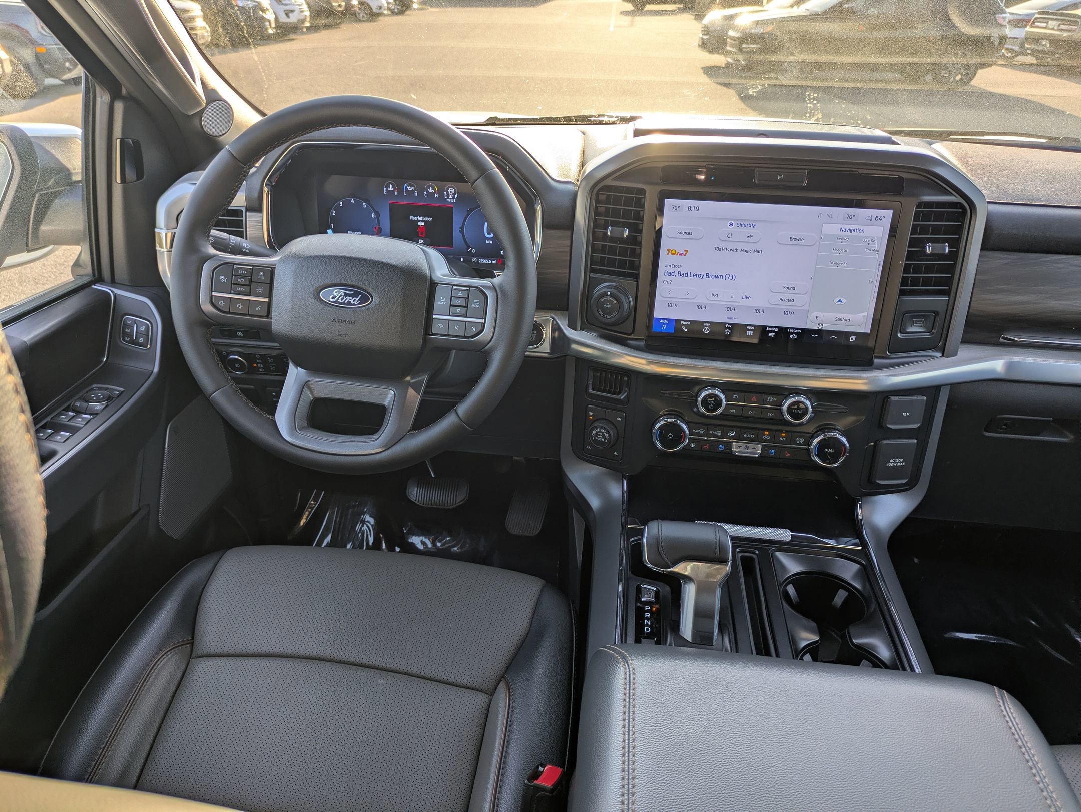 Certified 2025 Ford F150 Lariat w/ Equipment Group 501A Mid image 31