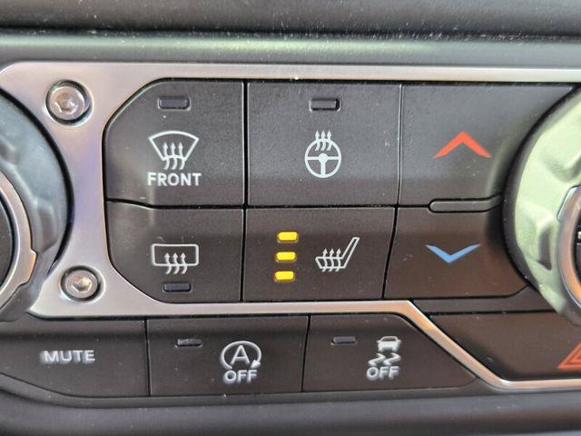 Used 2021 Jeep Wrangler Unlimited Sport AWD/4WD image 25