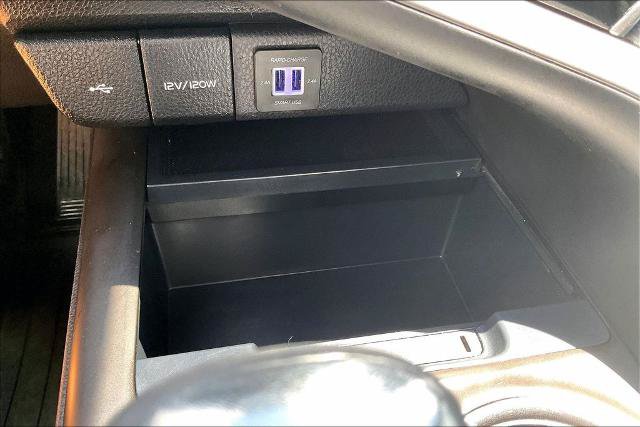 Used 2022 Toyota Camry SE FWD image 32