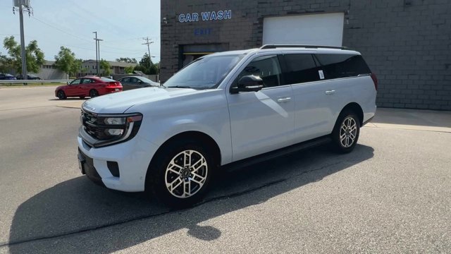 Certified 2025 Ford Expedition Max Active AWD/4WD image 5