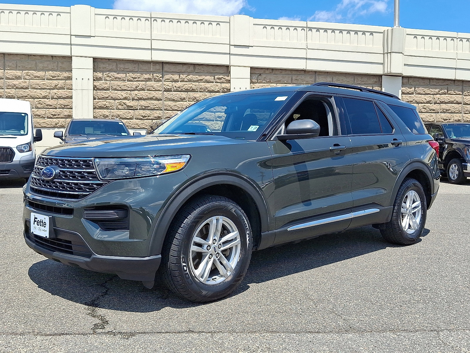 Certified 2022 Ford Explorer XLT image 6