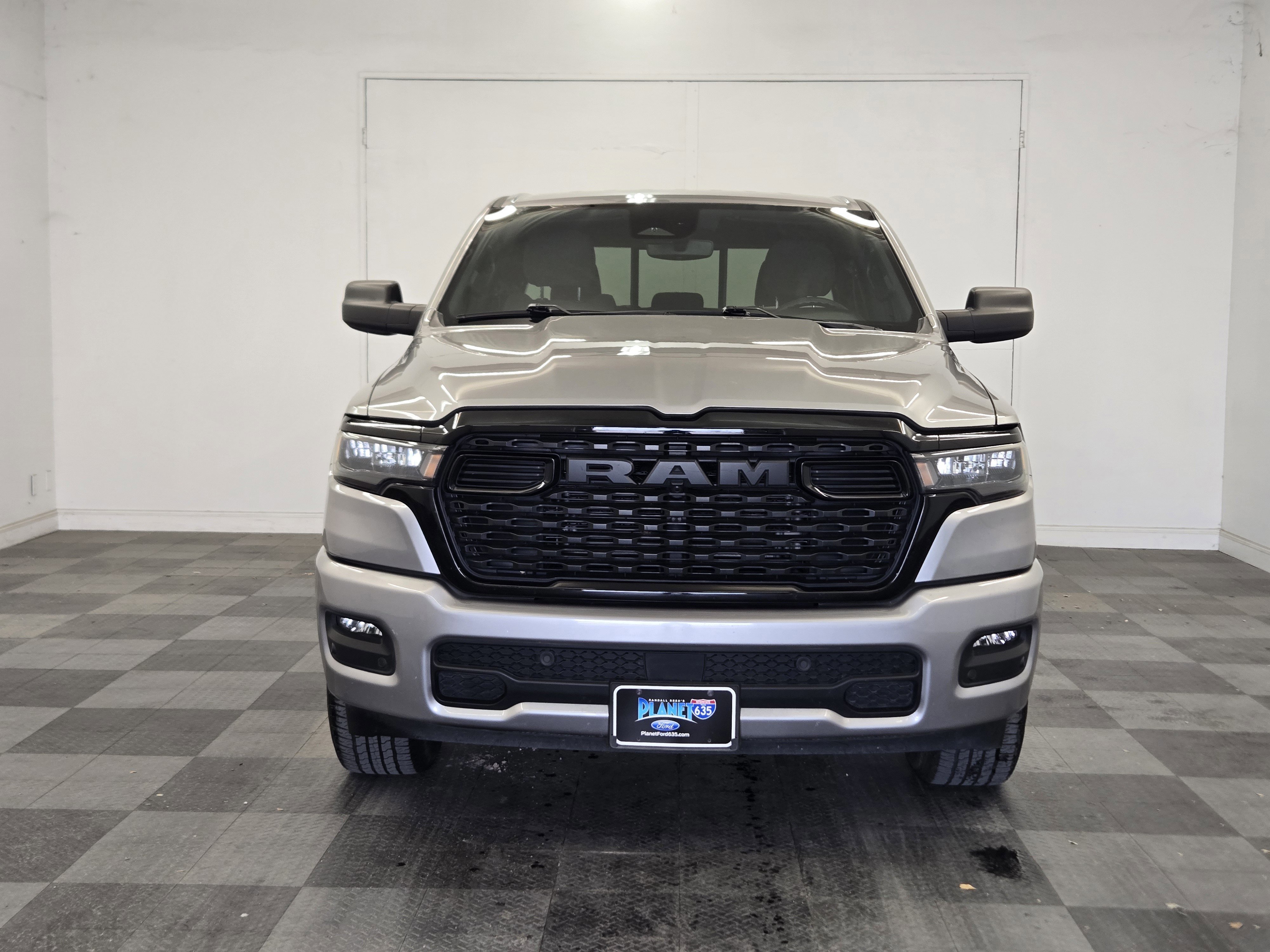 Used 2025 RAM 1500 Tradesman w/ Night Edition image 7