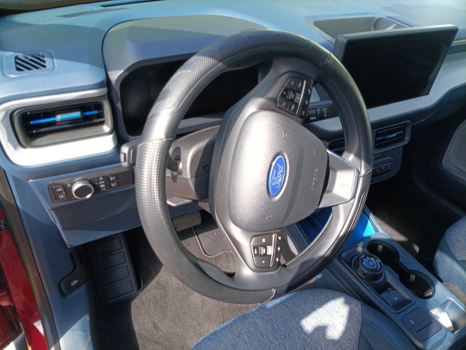 Certified 2025 Ford Maverick XLT FWD image 11