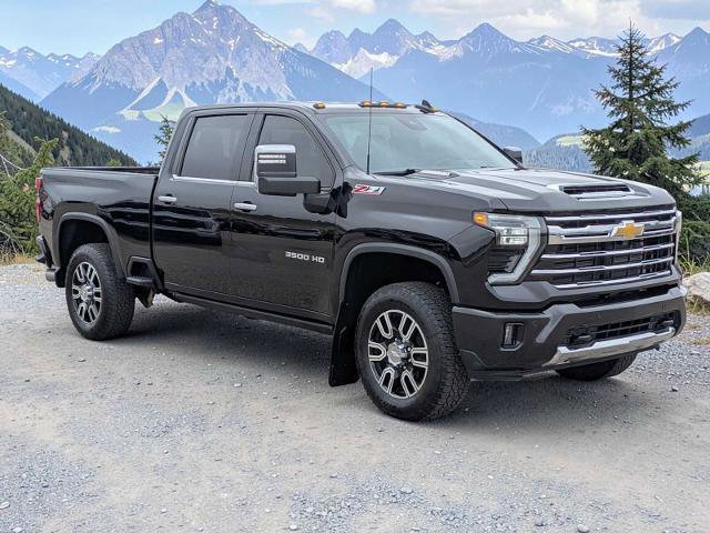Used 2024 Chevrolet Silverado 3500 LTZ w/ LTZ Plus Package AWD/4WD image 8